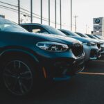 Lietotas automašīnas stāvlaukumā